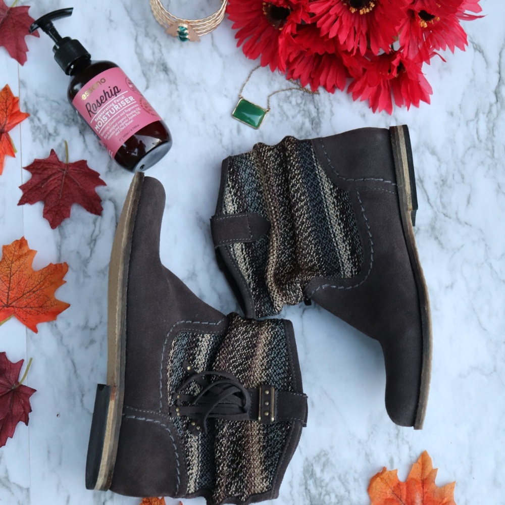 THE SAK Jezebelle Suede Tassel Stripe Booties